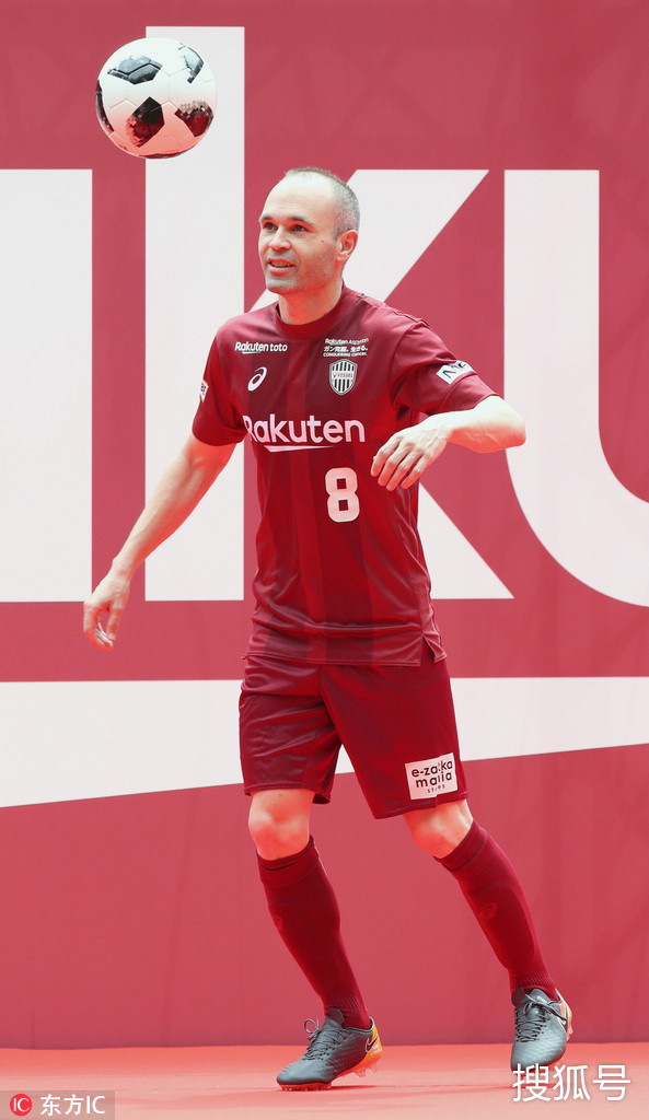 多特蒙德训练开放日，今晚更衣室发声引欢呼，足总杯在即，医务组通报恢复 