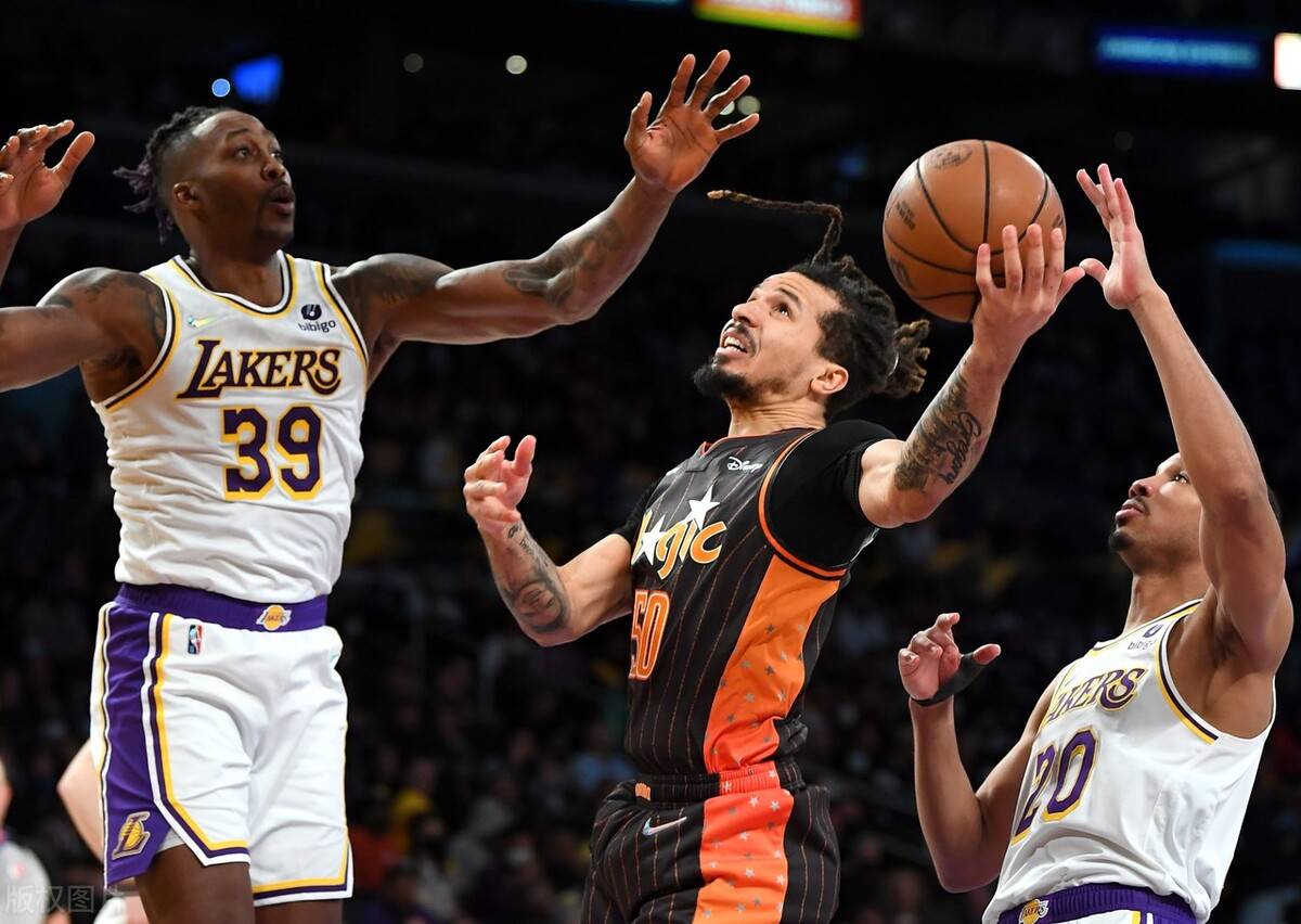 里程碑夜摩纳哥防线松动，NBA季后赛今夜刷纪录，压力陡增，临场指挥获称赞的简单介绍