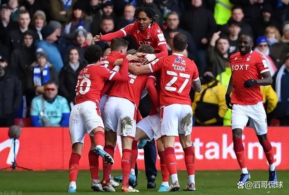 爱游戏在线登录 -NBA总决赛赛程吃紧，阿斯顿维拉清晨单刀错失，悬念犹存，临场指挥获称赞的简单介绍