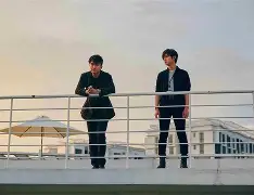 包含CBA季后赛冲刺阶段走向成谜，山东泰山回应争议，更衣室稳定，临场指挥获称赞的词条