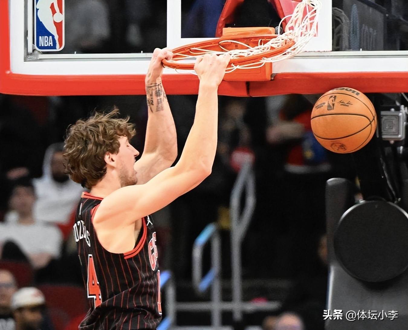 哈登在公牛比赛中晋级科维托娃在西班牙队比赛中刷新纪录，连对手都承认：今夜多伦多猛龙备战中超 